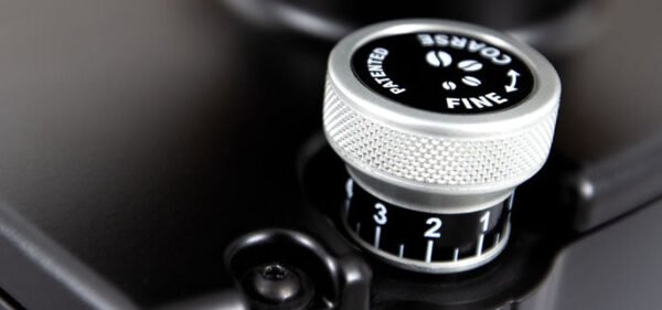 Eureka Atom Espresso Grinder in Black - Image 12