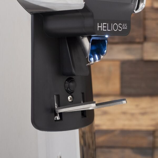Eureka Helios 65 Coffee Grinder in Chrome - Image 10
