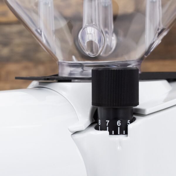 Eureka Helios 65 Coffee Grinder in White - Image 9