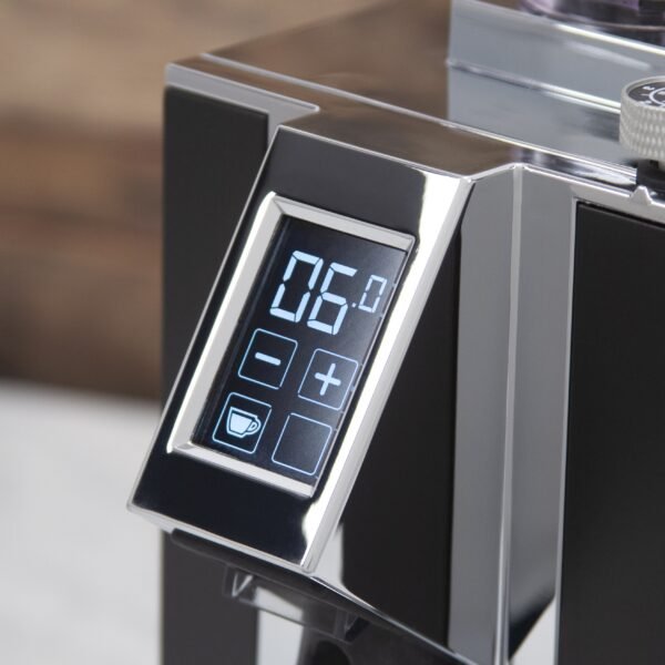 Eureka Mignon Magnifico Coffee Grinder in Matte Black - Image 7