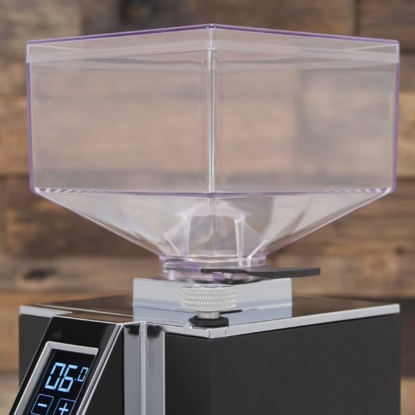 Eureka Mignon Magnifico Coffee Grinder in Matte Black - Image 11