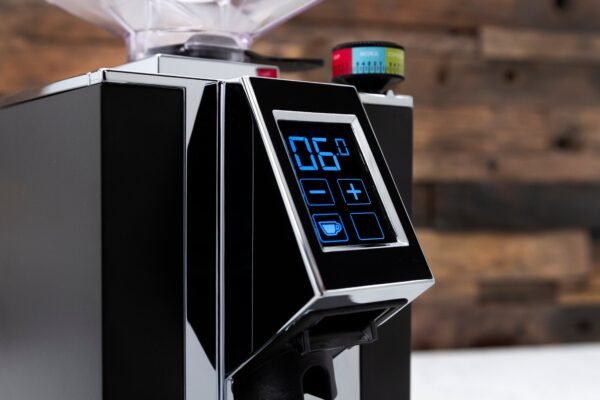 Eureka Mignon Perfetto Coffee Grinder in Matte Black - Image 10
