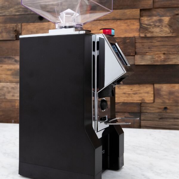Eureka Mignon Perfetto Coffee Grinder in Matte Black - Image 9