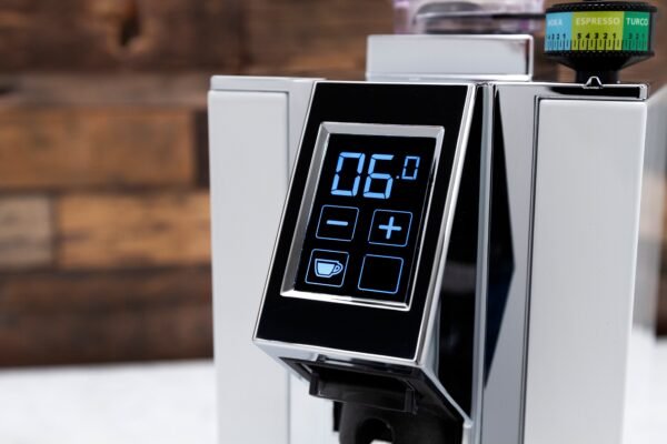 Eureka Mignon Perfetto Coffee Grinder in White - Image 10