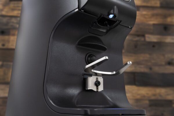 Eureka Atom Specialty 65 Espresso Grinder in Black - Image 13