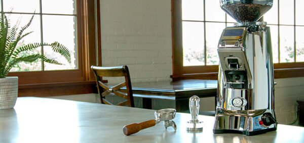 Eureka Zenith 65E High Speed Espresso Grinder in Chrome - Image 14